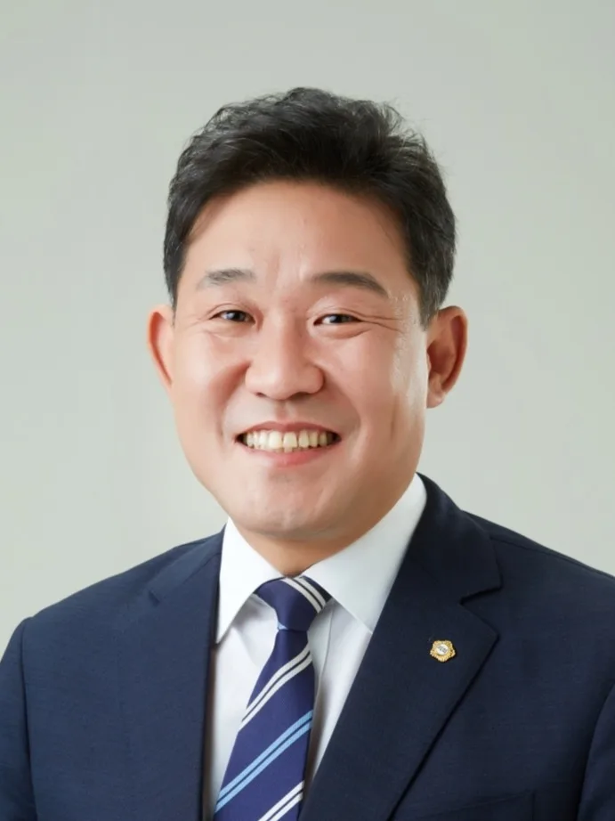 이준형 전문위원